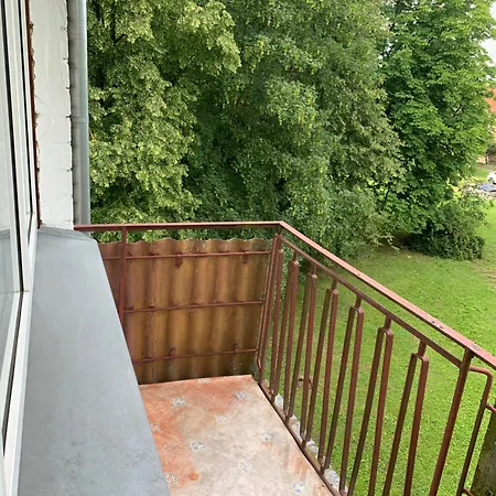 公寓 Cozy With Balcony 克莱佩达